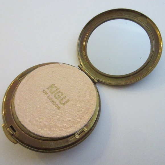 Kigu of London Mid Century Marcasite Medallion Powder Compact Made in England - Picture 11 of 12